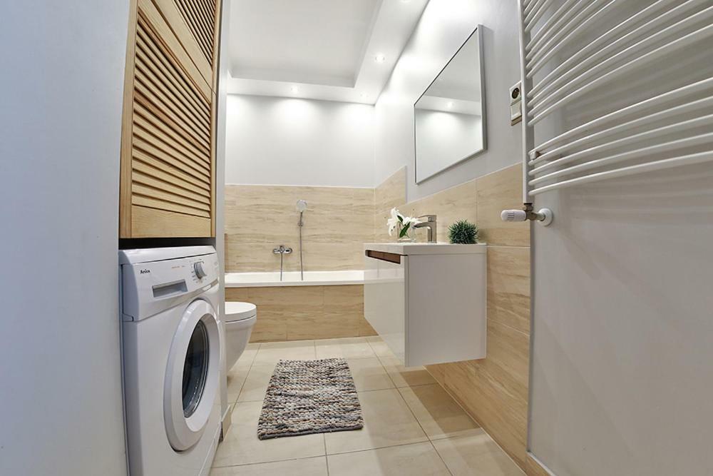 Outlet Gdansk Great Apartment מראה חיצוני תמונה